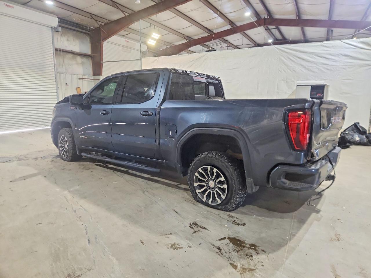 2020 GMC Sierra K1500 At4 - Фото 2