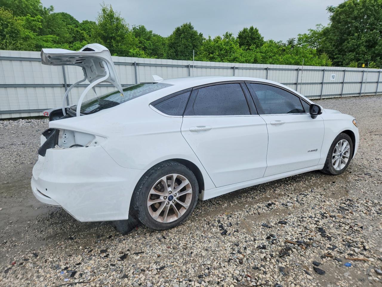 2019 Ford Fusion - Image 3