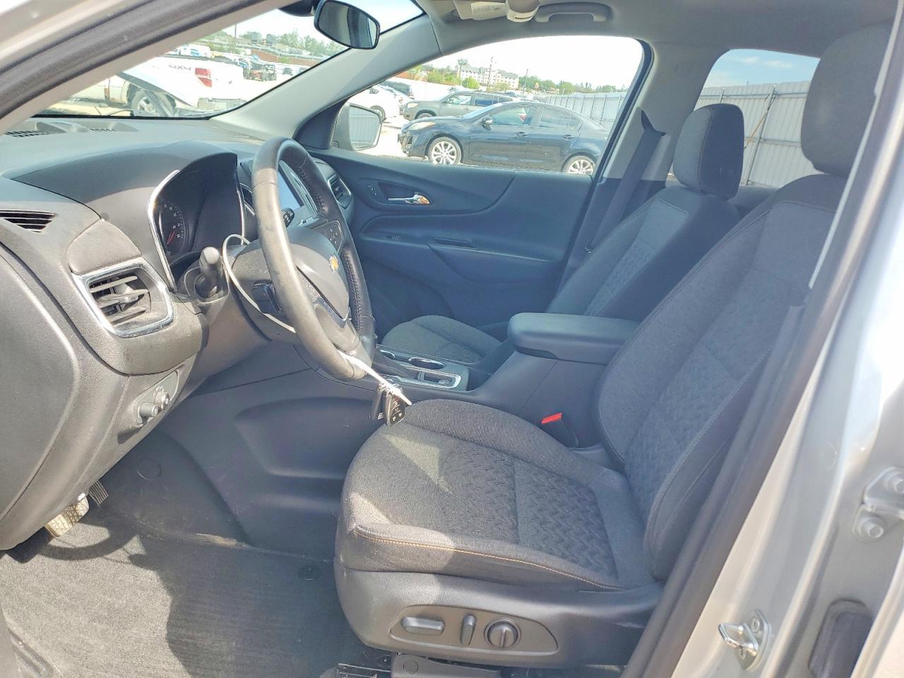 2022 Chevrolet Equinox Lt - Фото 7