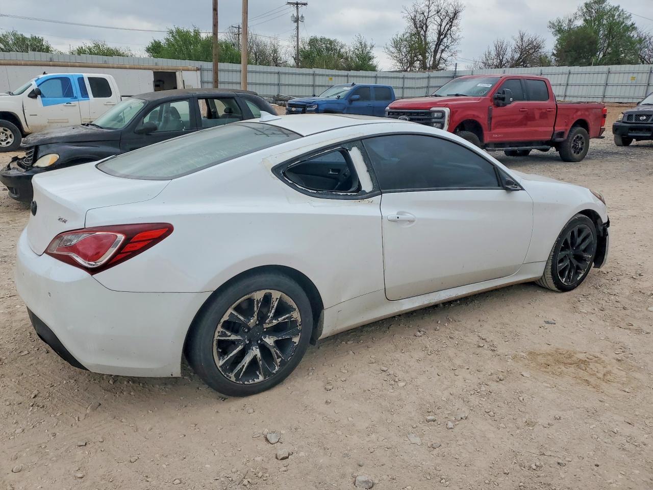 2014 Hyundai Genesis Coupe 2.0T Premium - Фото 3