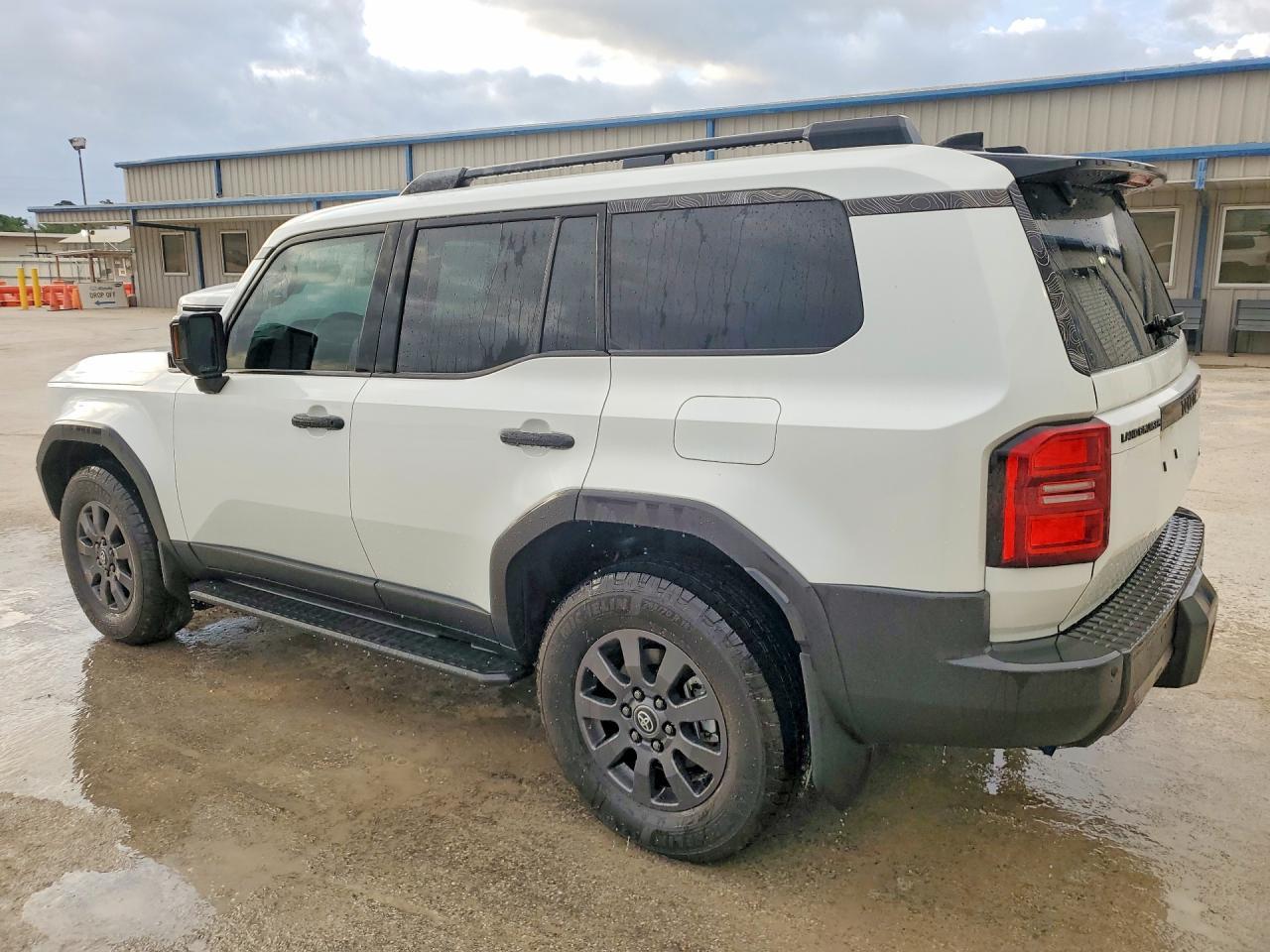 2025 Toyota Land Cruiser Base - Image 2