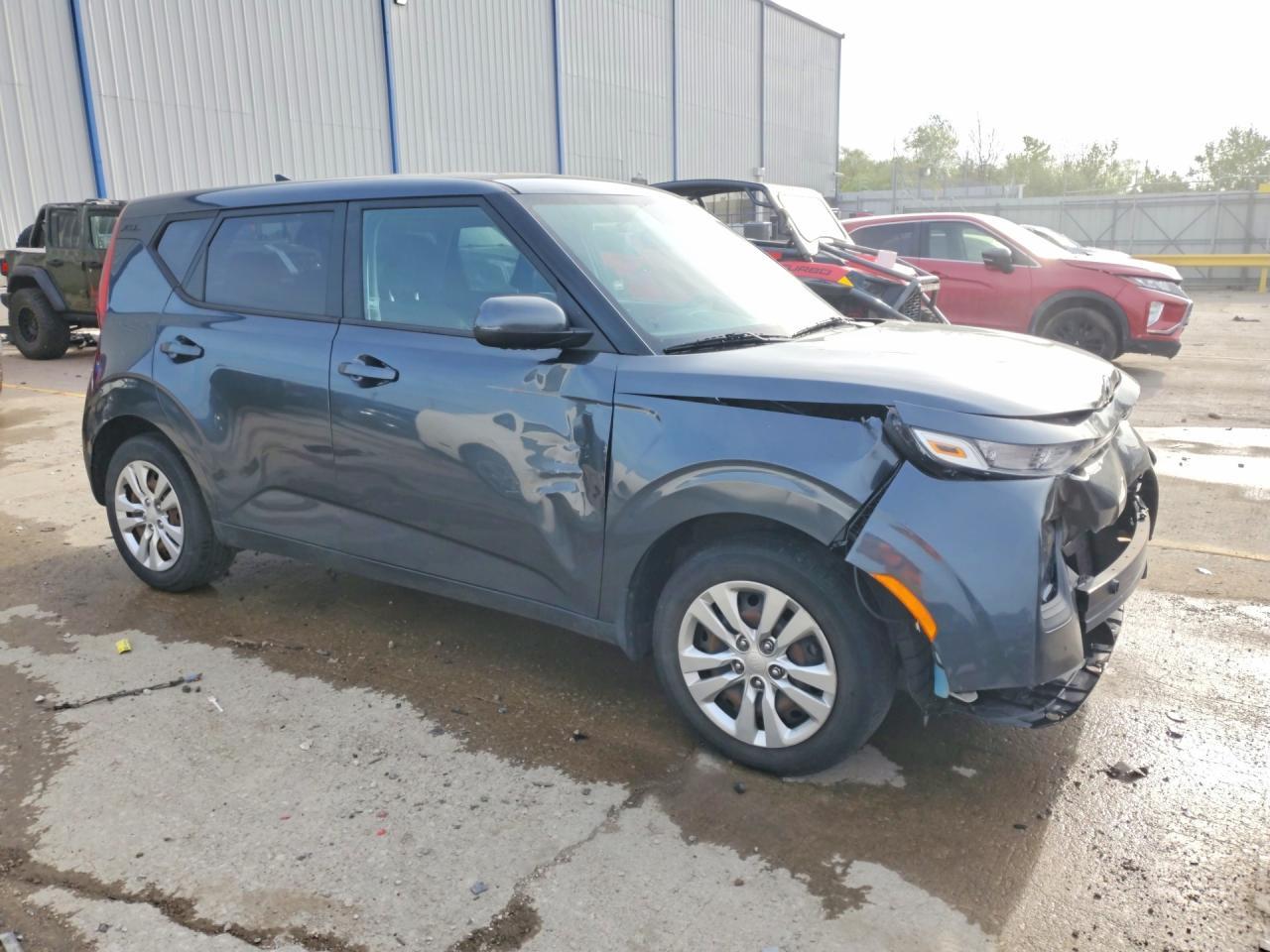 2020 Kia Soul Lx - Image 4