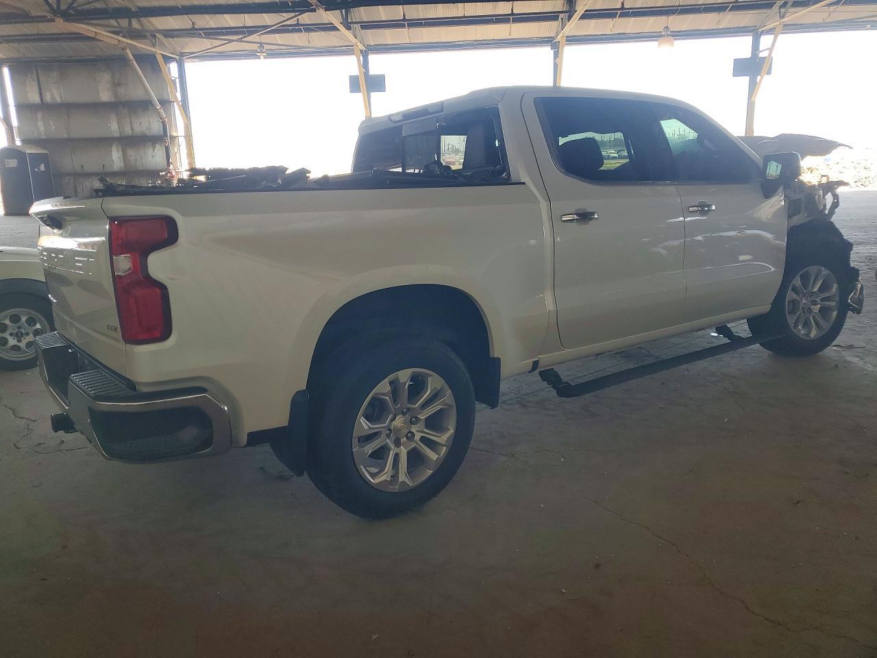 2023 Chevrolet Silverado K1500 Ltz - Фото 3