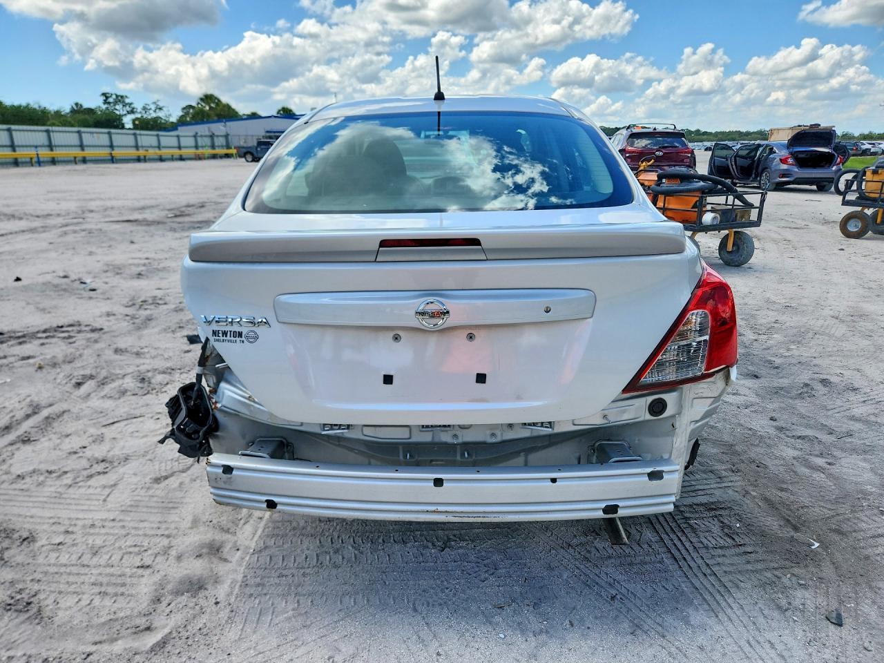 2018 Nissan Versa S Plus - Image 6