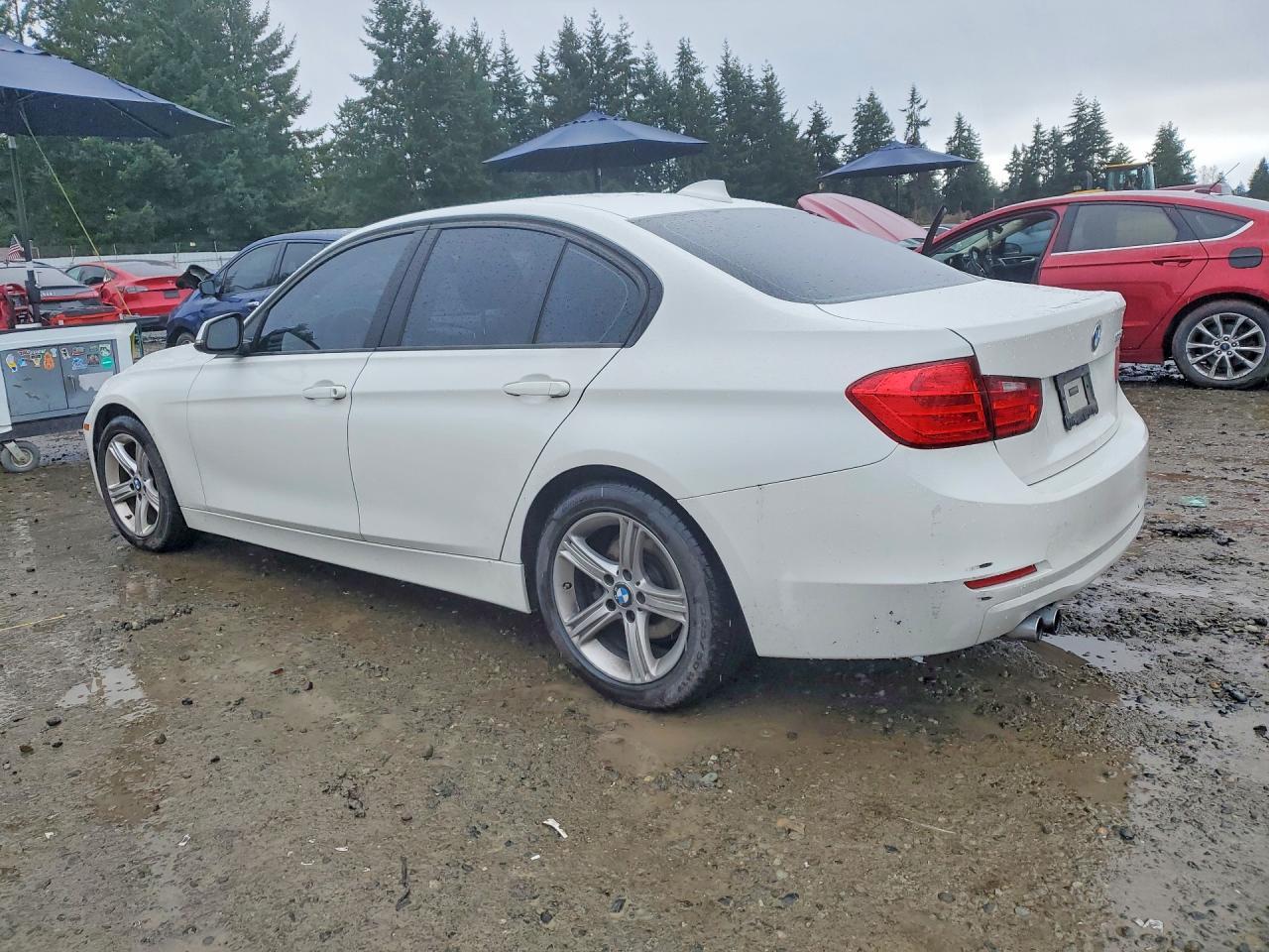 2014 BMW 328 I Sulev - Image 2