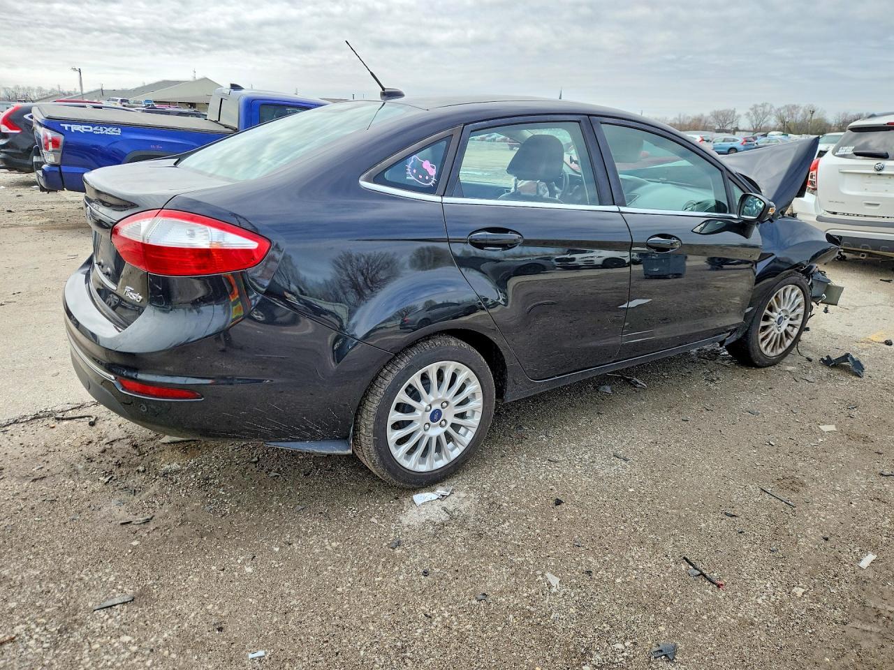 2015 Ford Fiesta Titanium - Фото 3