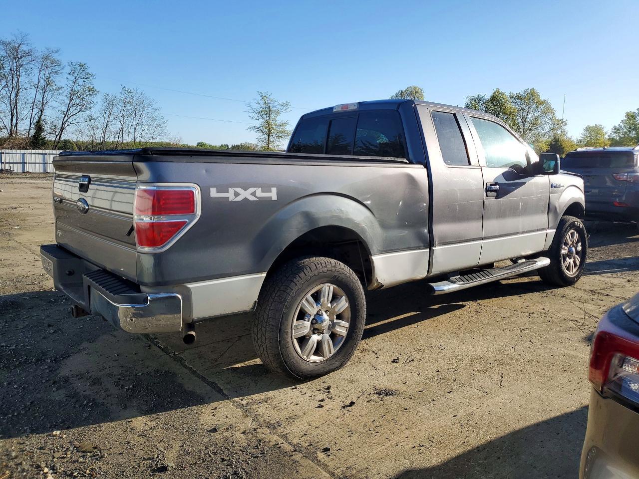 2009 Ford F150 Super Cab - Фото 3