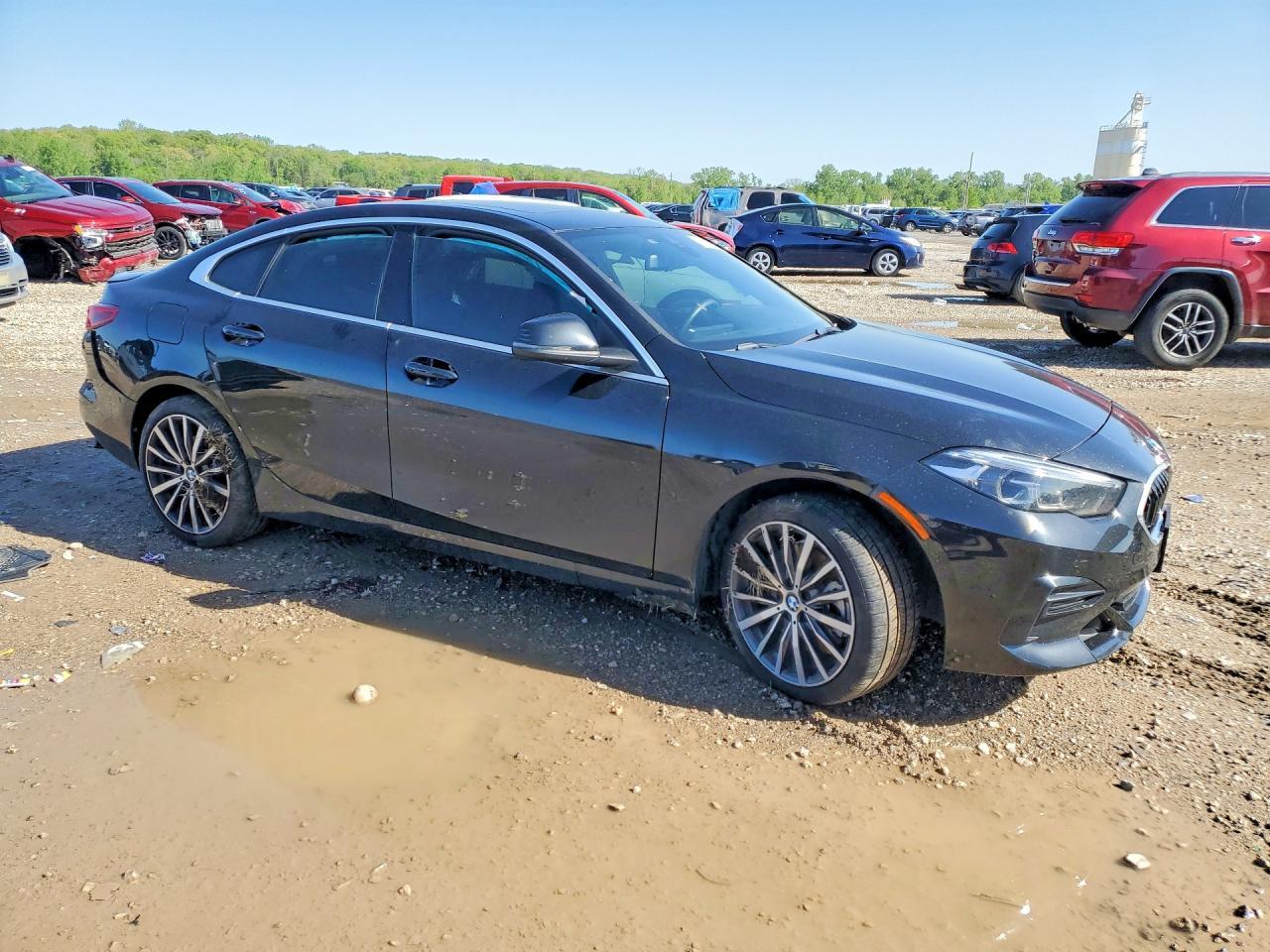 2022 BMW 228I - Фото 4