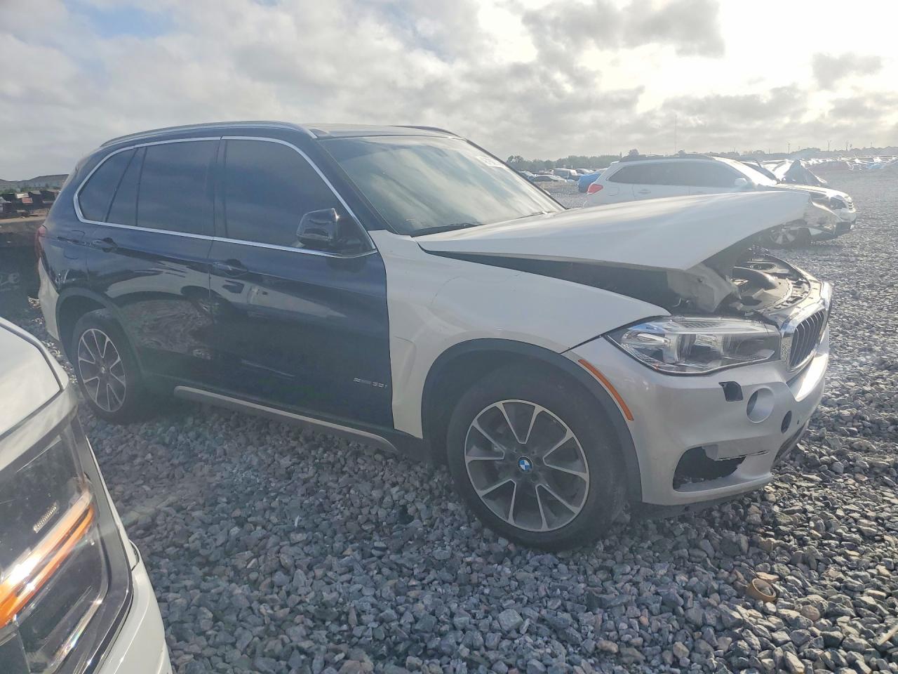 2017 BMW X5 Sdrive35I - Фото 4