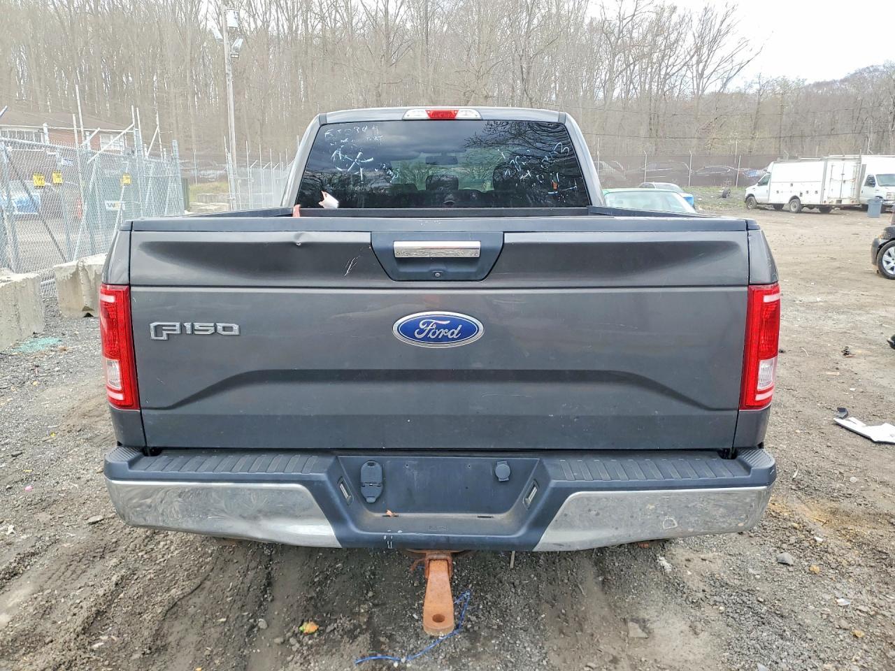2017 Ford F150 Super Xlt 5.0L V8 Ffv Ext Cab - Image 6