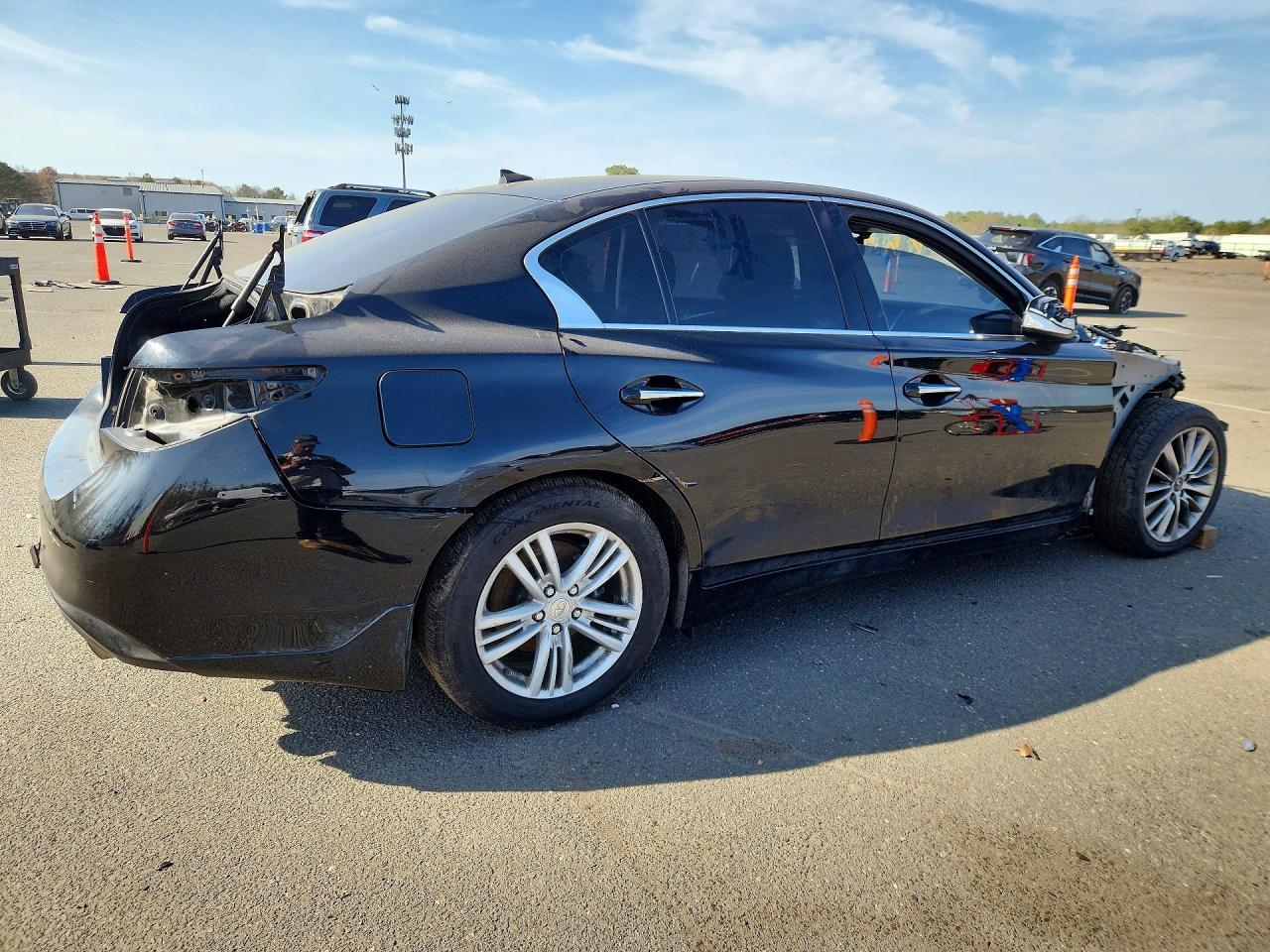 2019 Infiniti Q50 3.0T Luxe - Фото 3