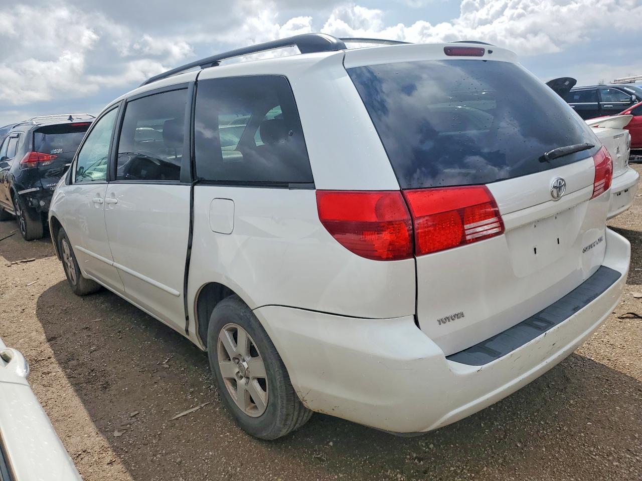 2004 Toyota Sienna Xle 7 Passenger - Фото 2