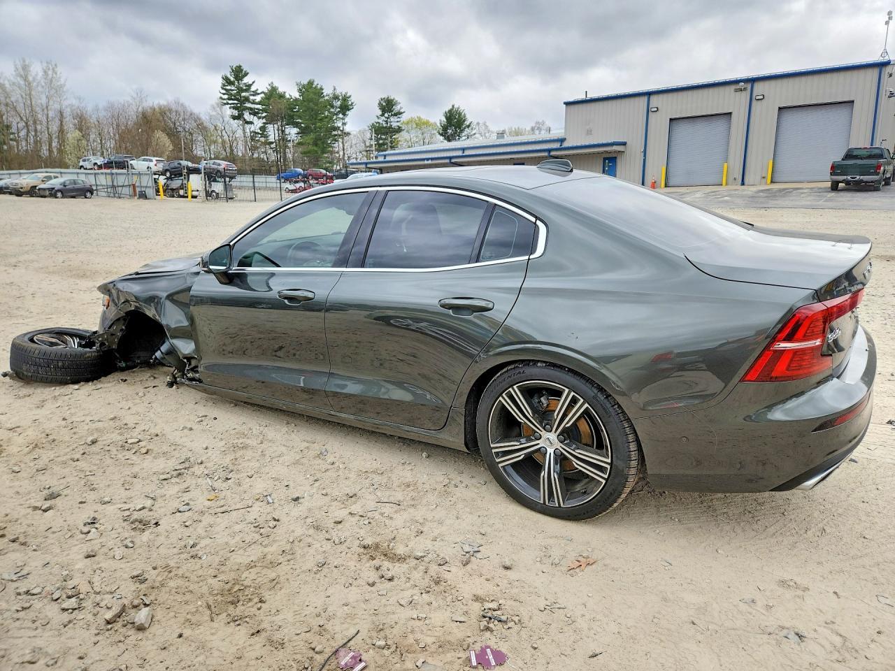 2021 Volvo S60 T5 Inscription - Фото 2