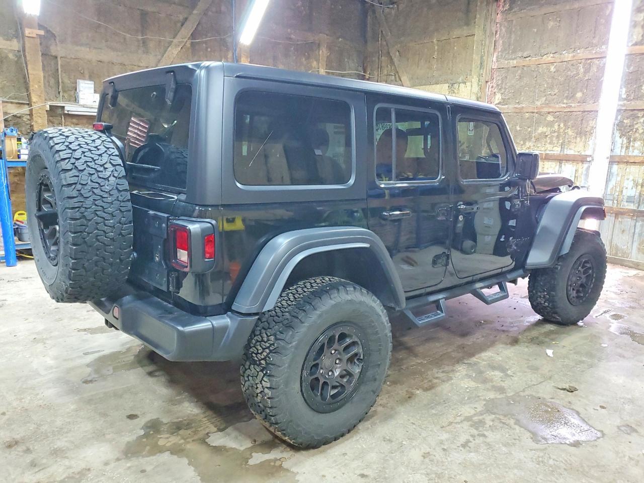 2022 Jeep Wrangler Unlimited Sport - Image 3