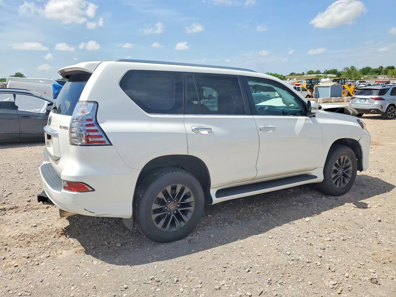 2021 Lexus Gx 460 Base - Фото 3