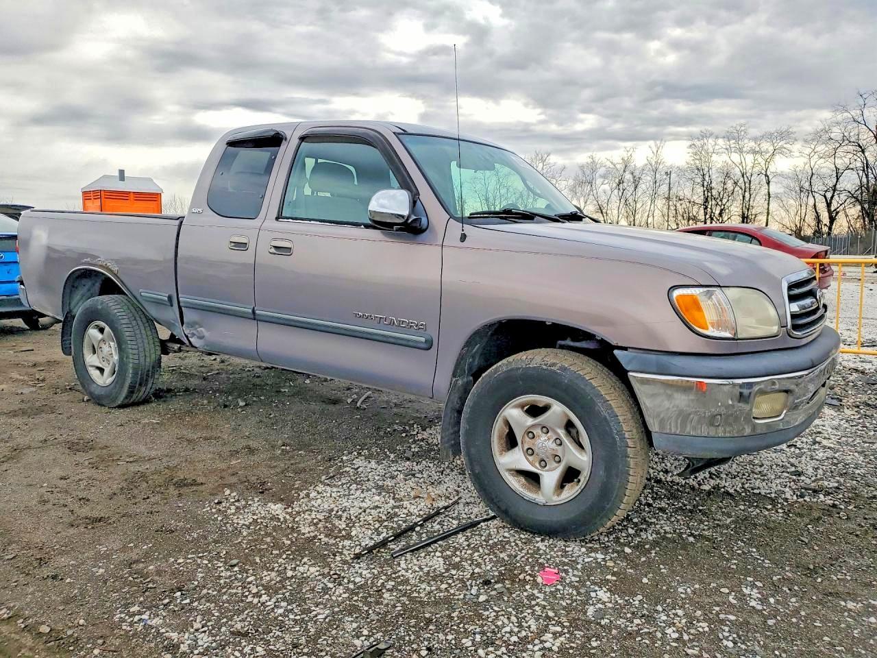 2000 Toyota Tundra Access Cab - Image 4