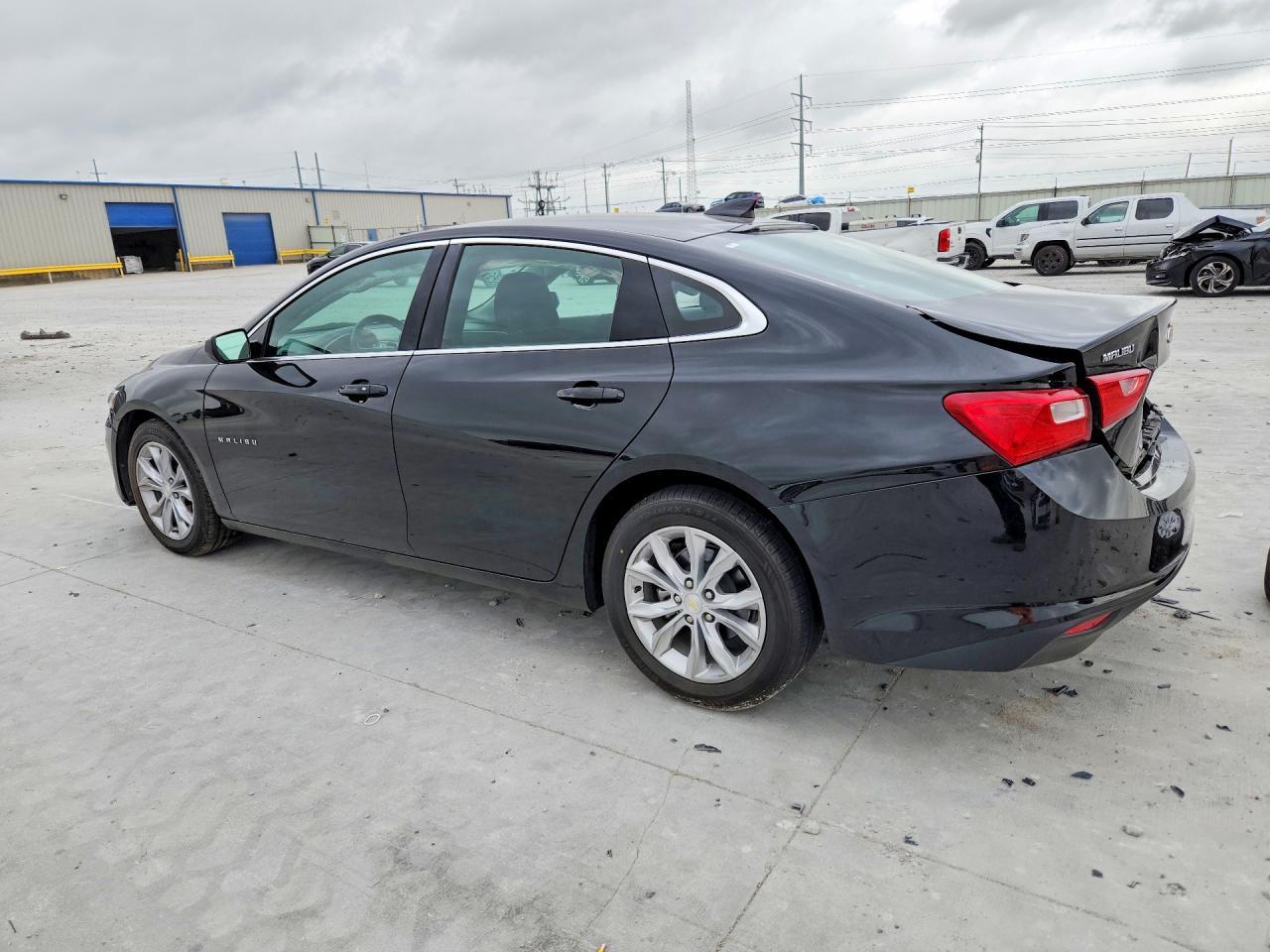 2024 Chevrolet Malibu Lt - Фото 2