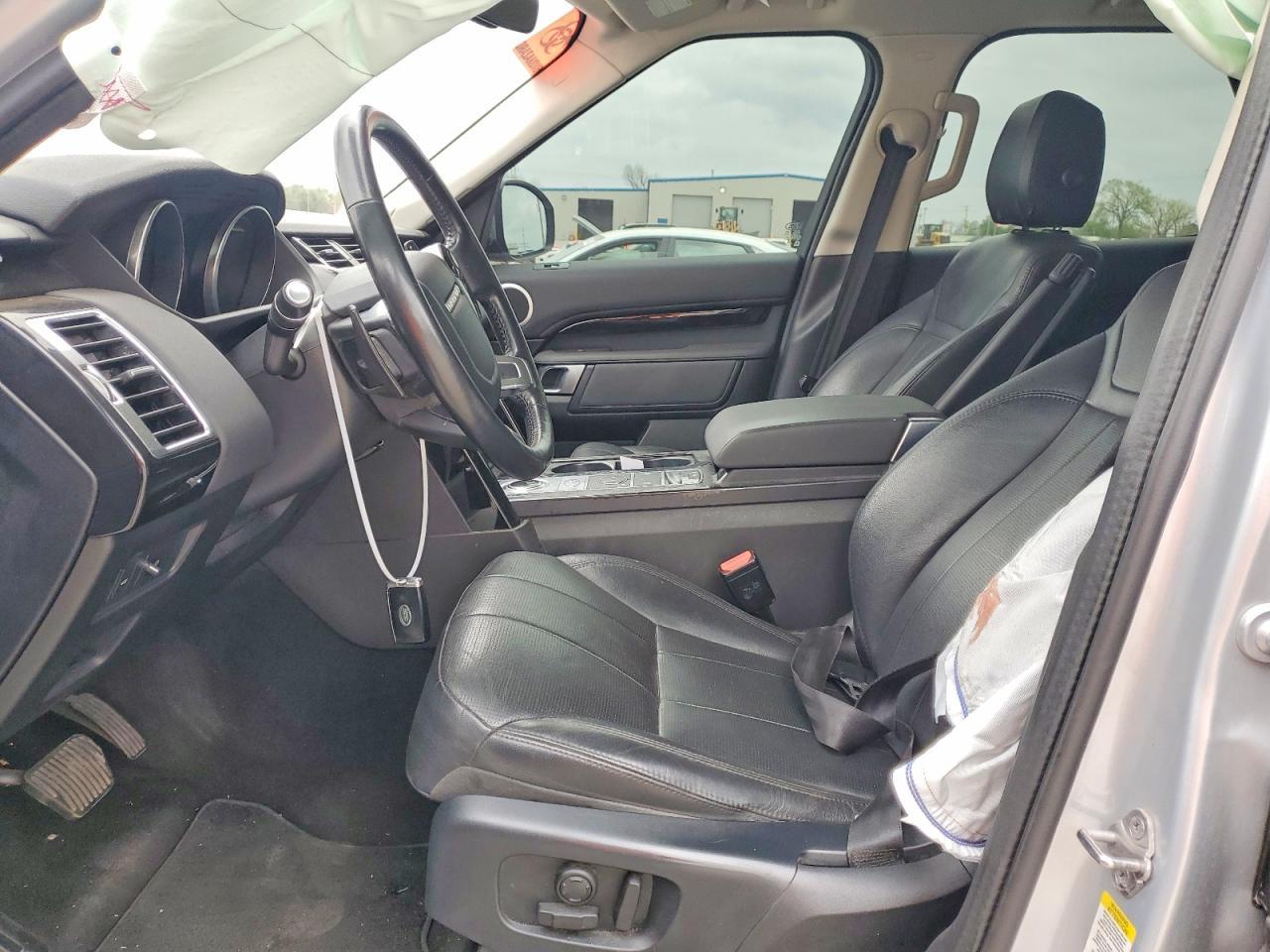 2020 Land Rover Discovery Se - Image 7