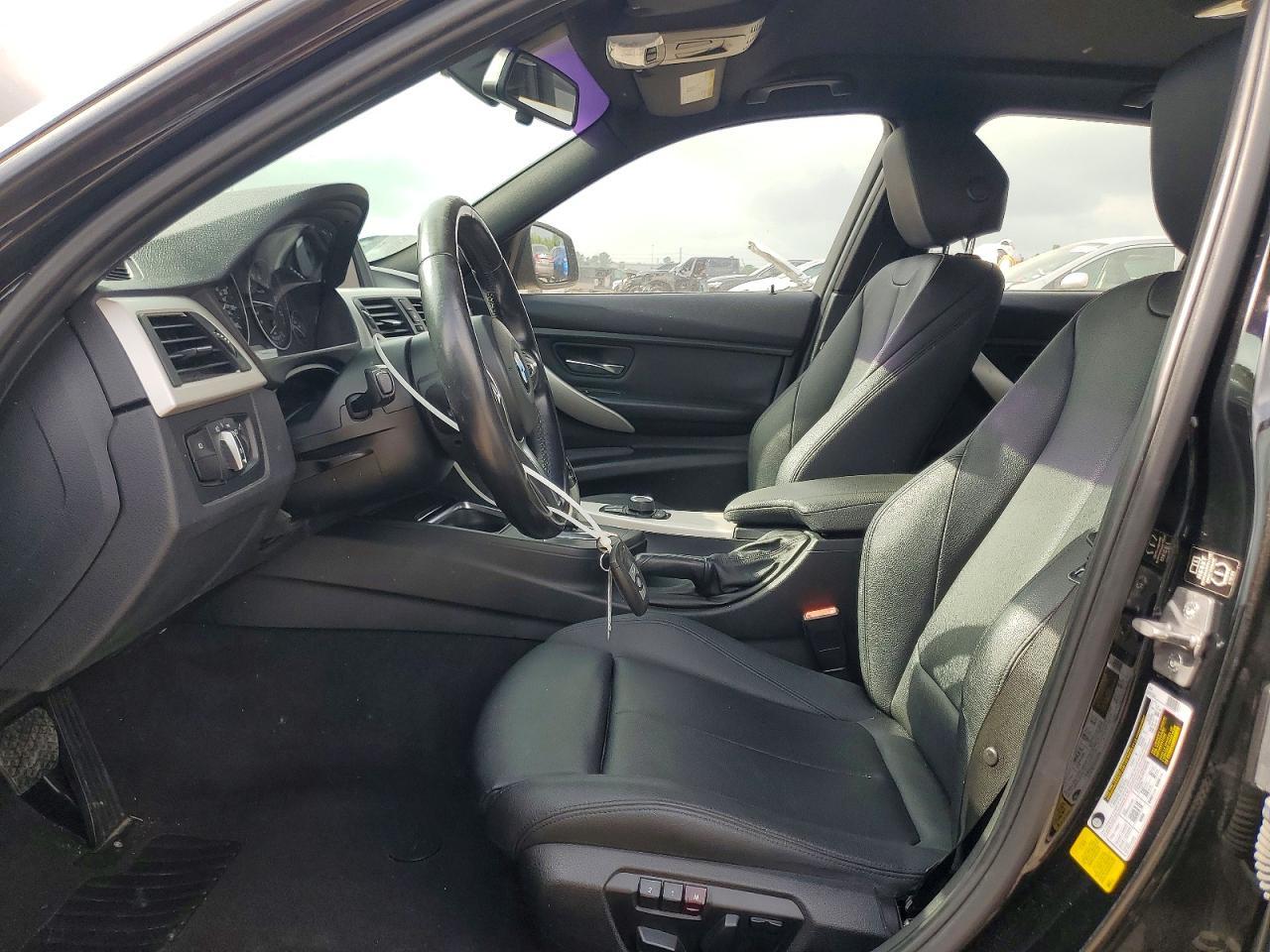2014 BMW 320 - Image 7