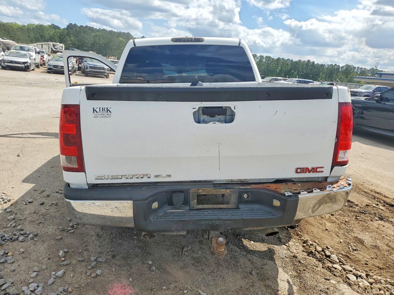 2008 GMC Sierra K1500 - Image 6