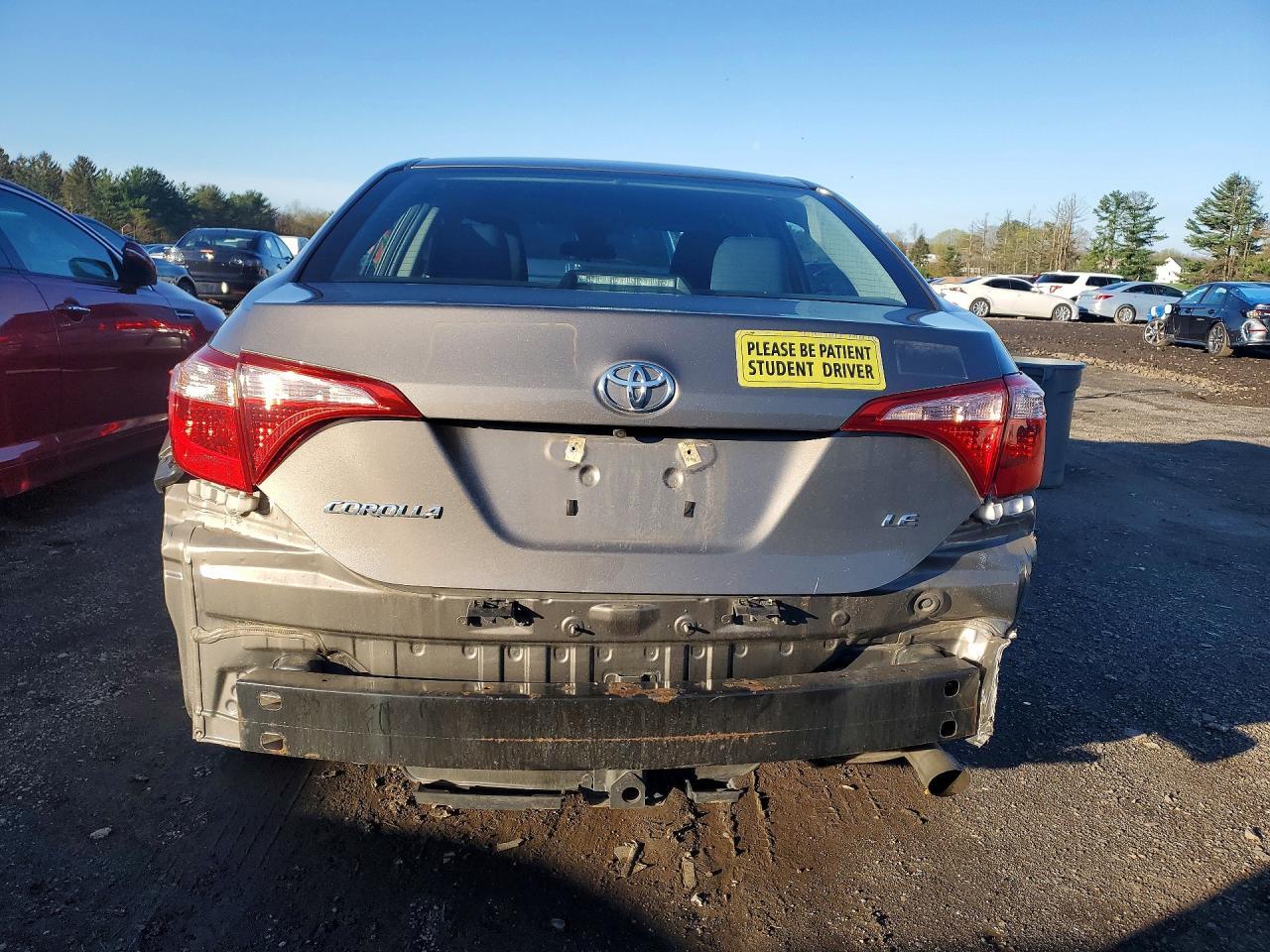 2018 Toyota Corolla Le - Image 6
