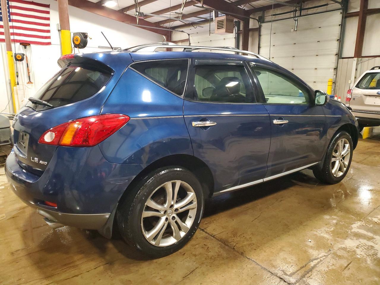 2010 Nissan Murano S - Image 3