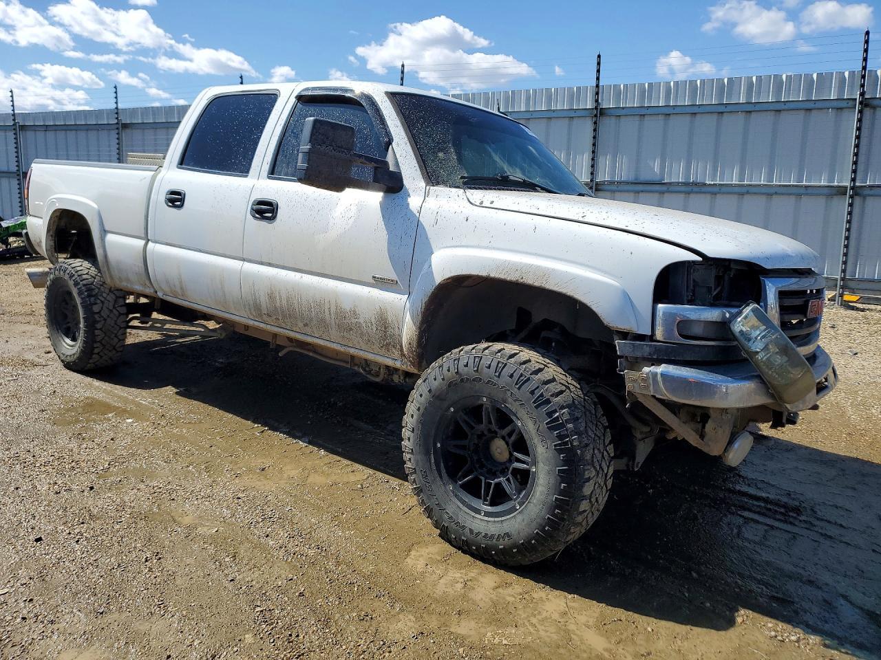 2005 GMC Sierra K2500 Heavy Duty - Фото 4