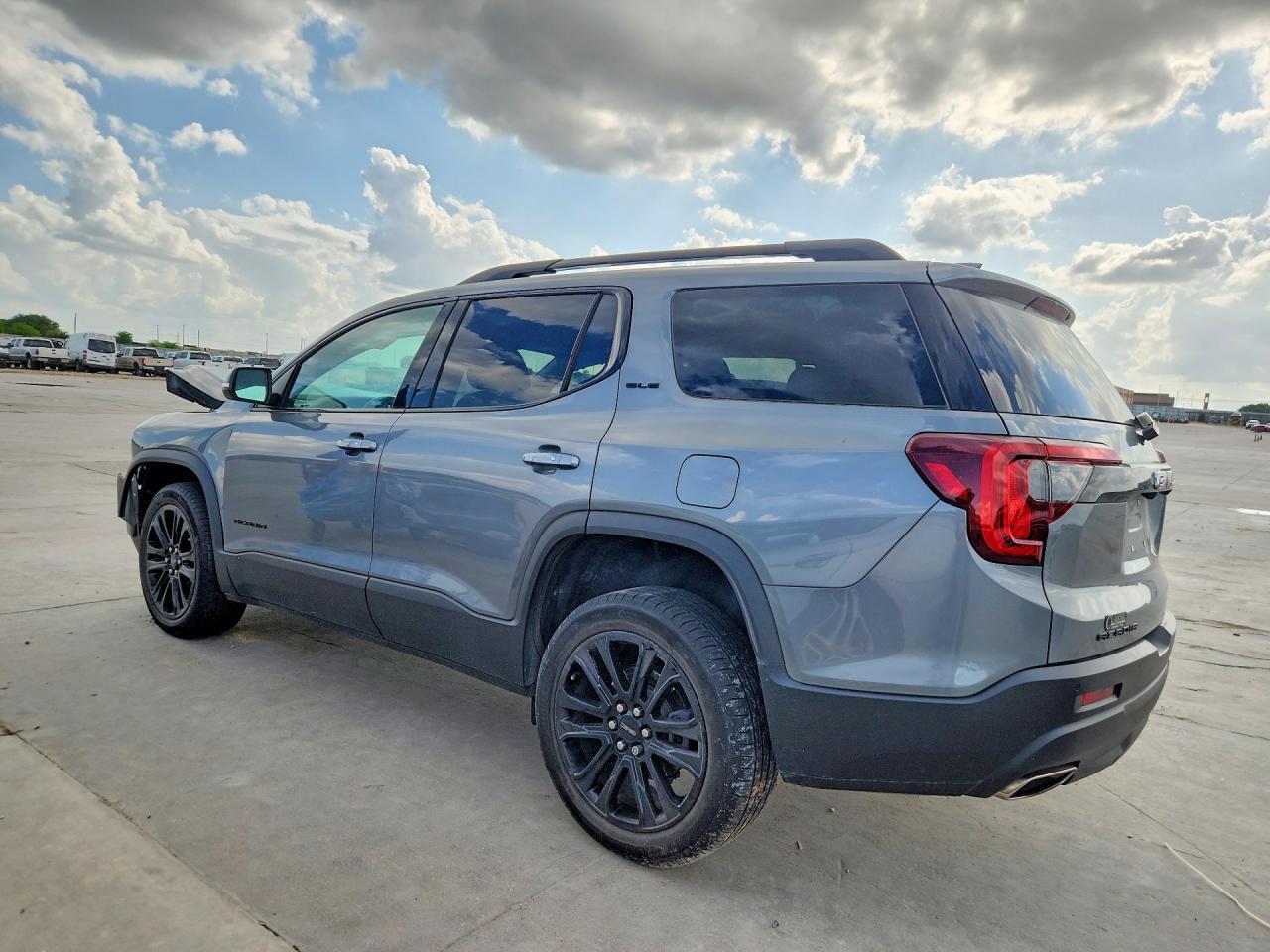 2022 GMC Acadia Sle - Фото 2