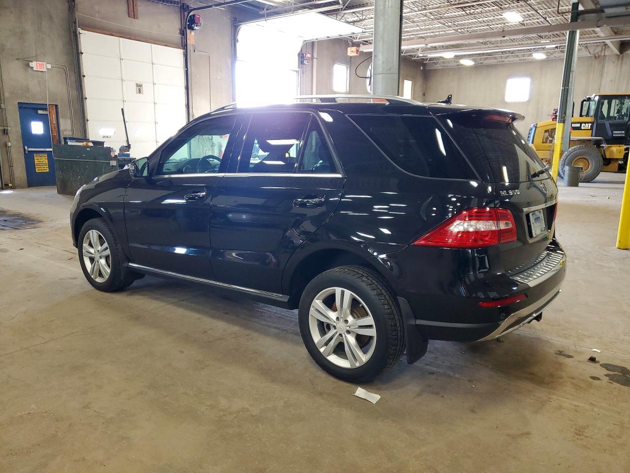 2013 Mercedes-Benz Ml 350 Bluetec - Image 2