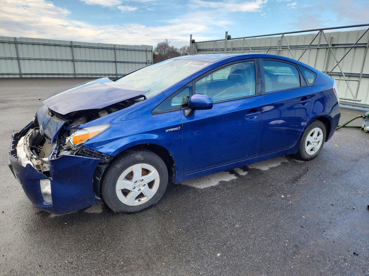 2011 Toyota Prius Two