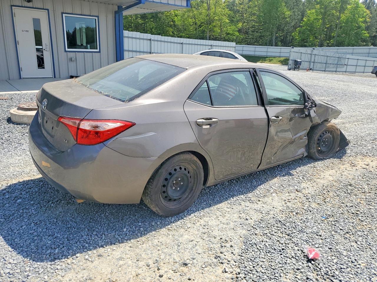 2018 Toyota Corolla Le - Фото 3