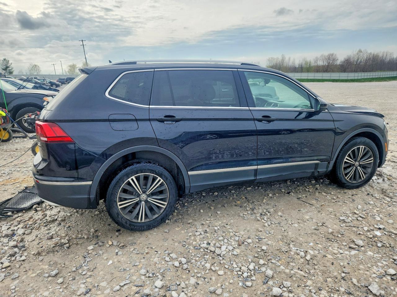 2018 Volkswagen Tiguan Se - Фото 3