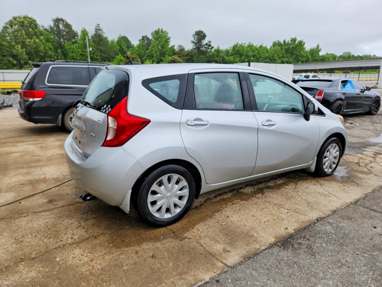 2014 Nissan Versa Note S - Image 3