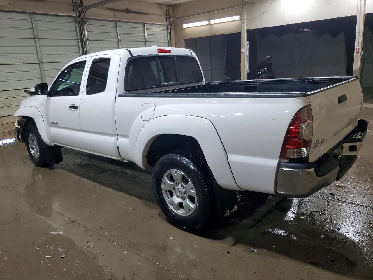 2010 Toyota Tacoma Base - Фото 2
