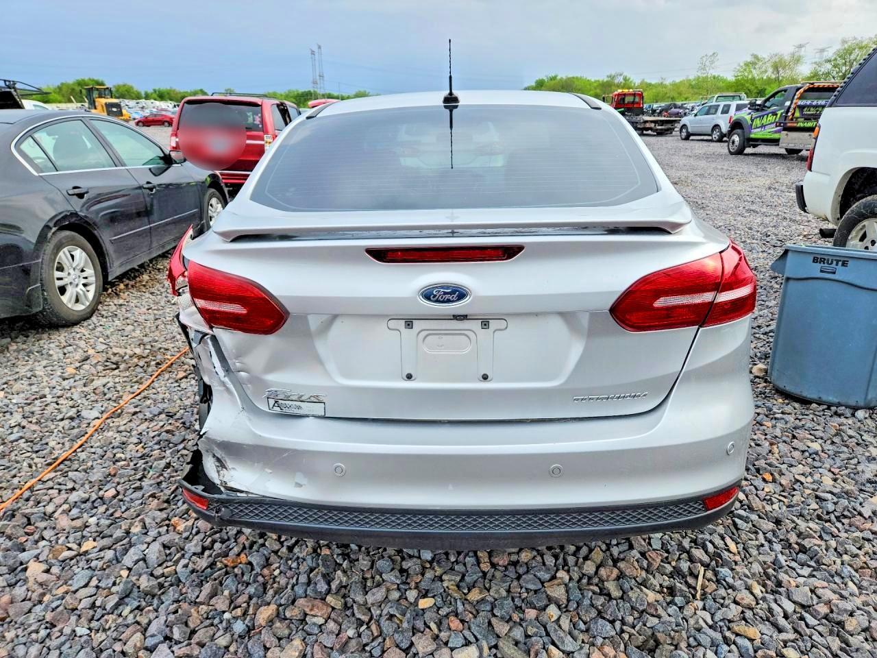 2017 Ford Focus Titanium - Image 6