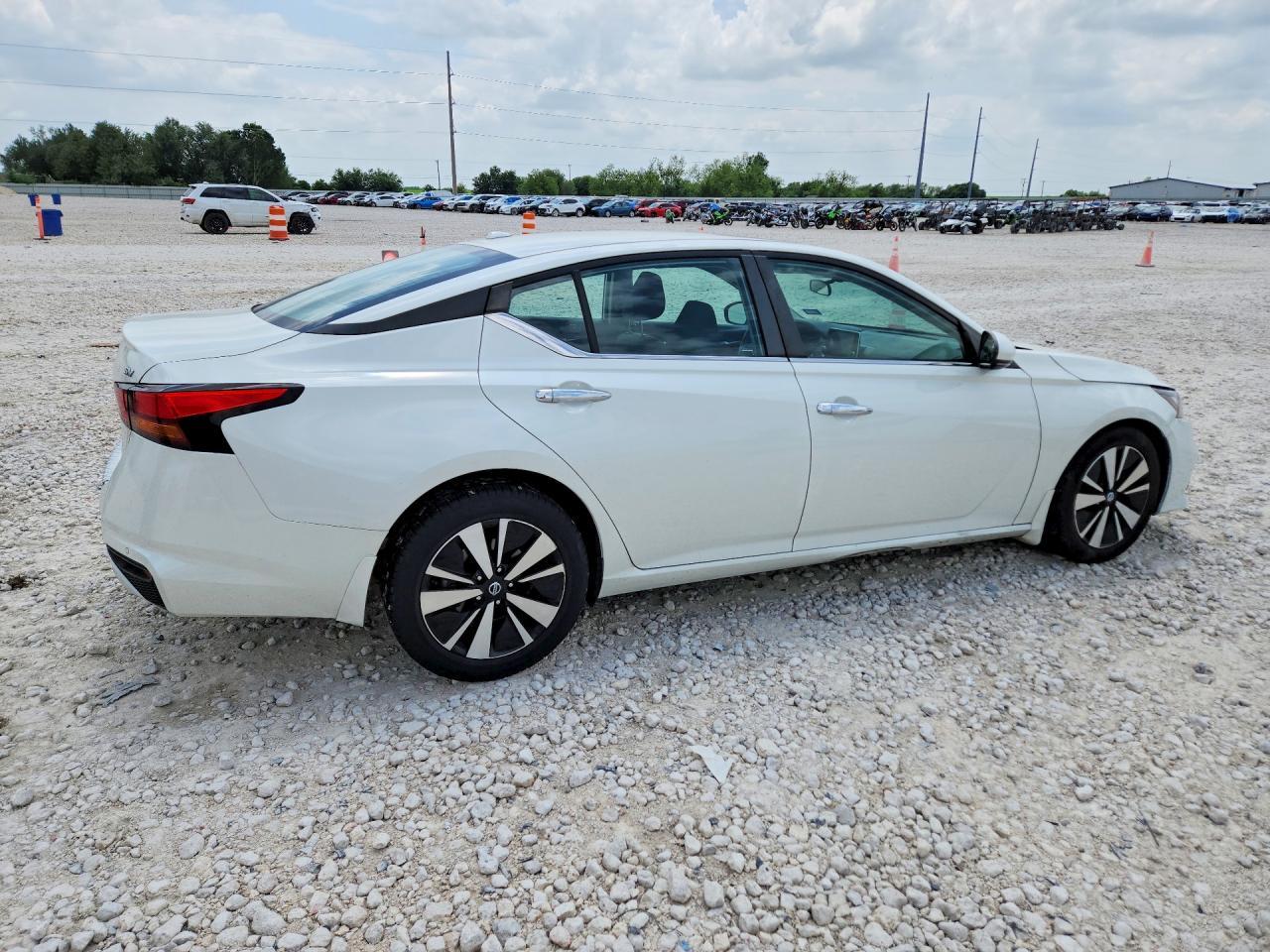 2022 Nissan Altima Sv - Фото 3