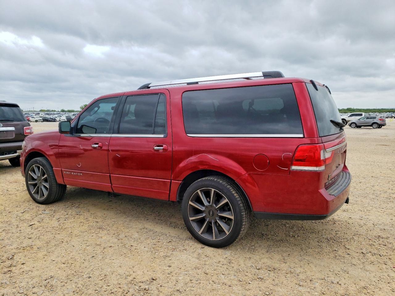 2016 Lincoln Navigator L Reserve - Фото 2