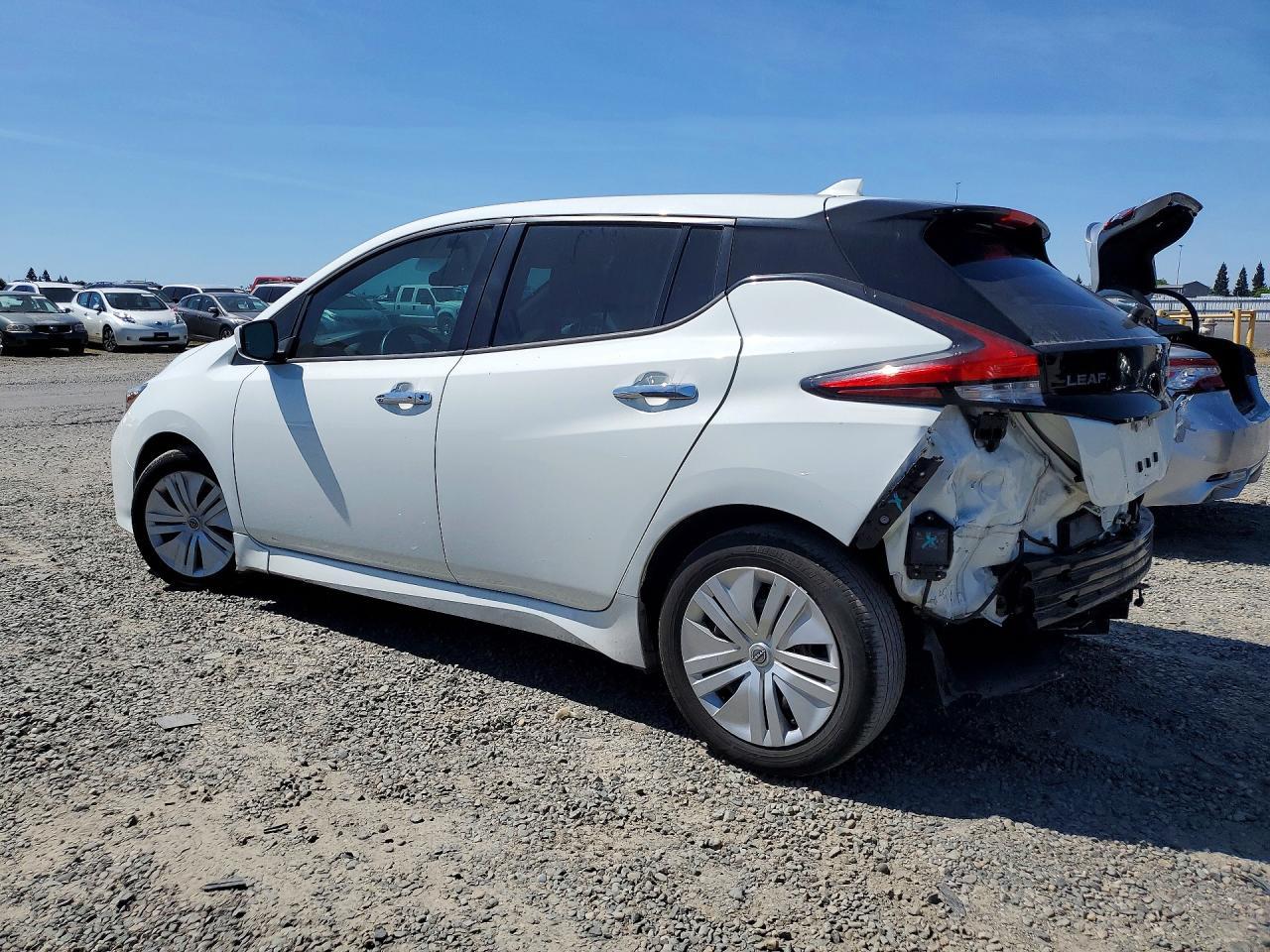 2023 Nissan Leaf S - Фото 2