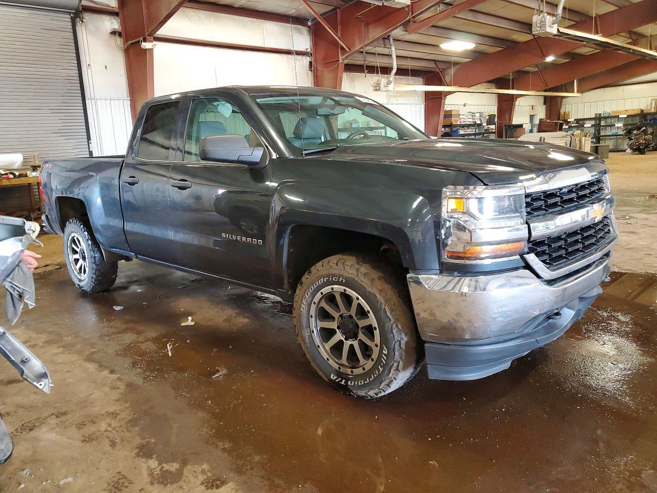 2018 Chevrolet Silverado K1500 - Image 4