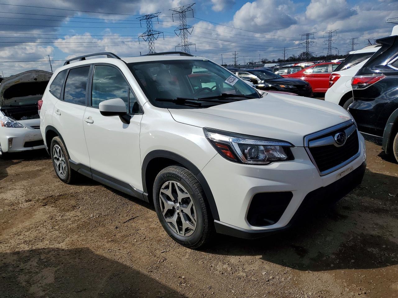 2019 Subaru Forester Premium - Фото 4
