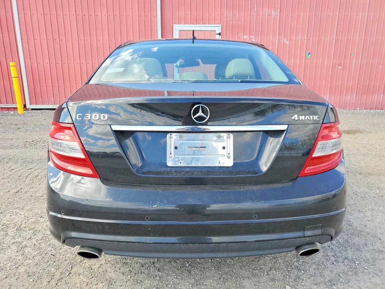 2010 Mercedes Benz C 300 4Matic - Image 6