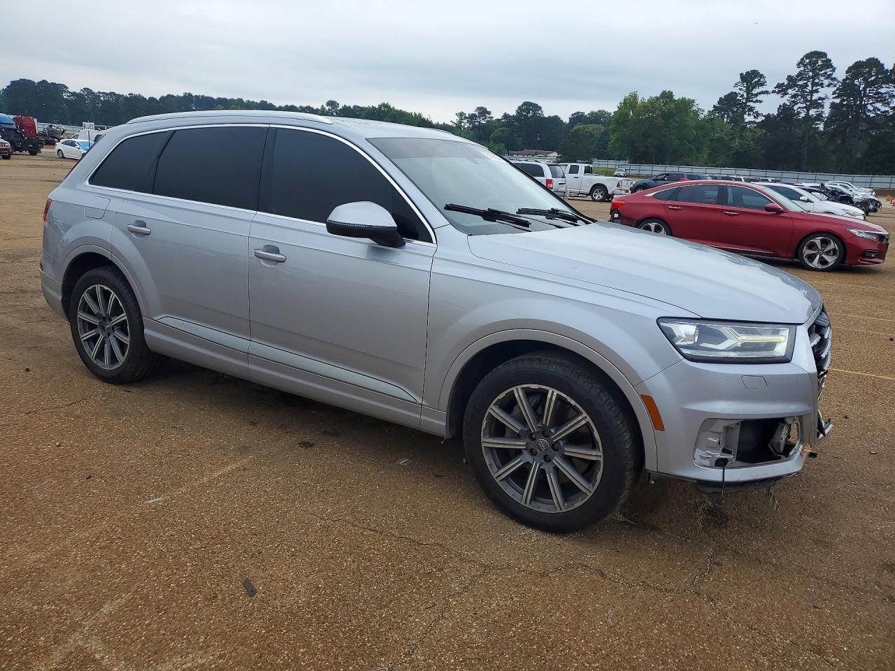 2018 Audi Q7 Premium - Image 4