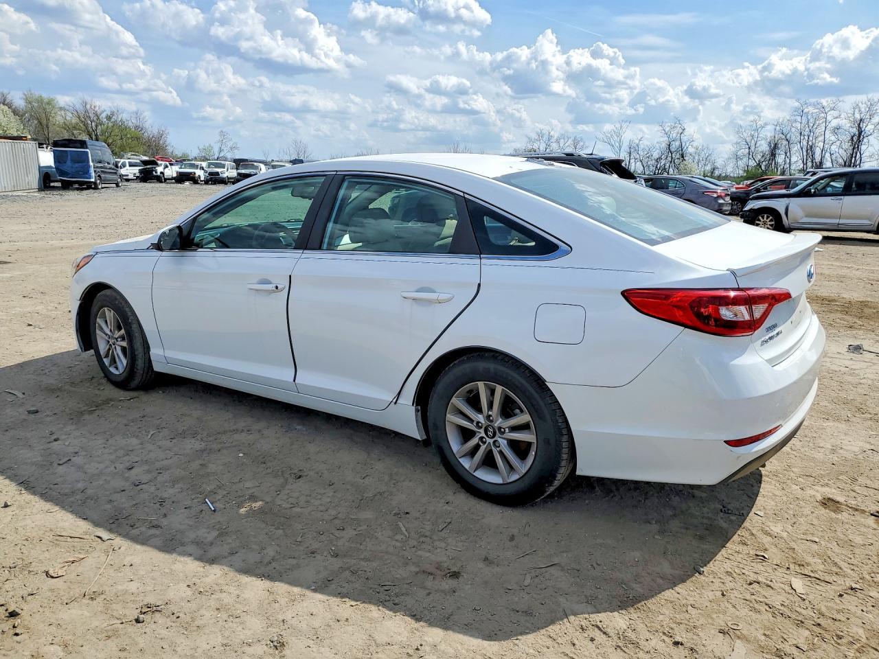 2016 Hyundai Sonata Se - Image 2