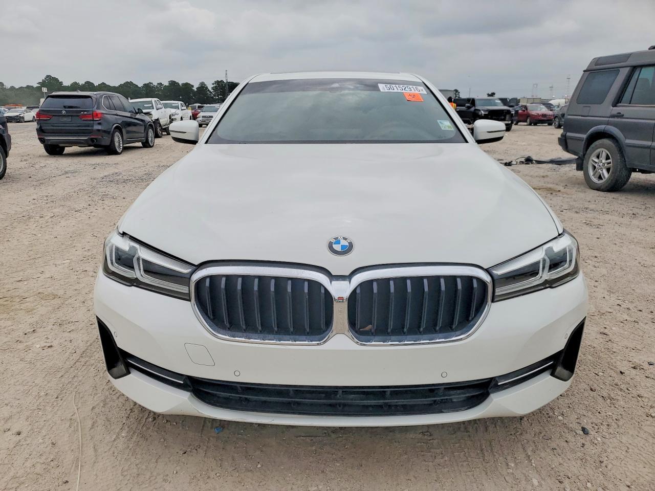 2022 BMW 530 I - Фото 5