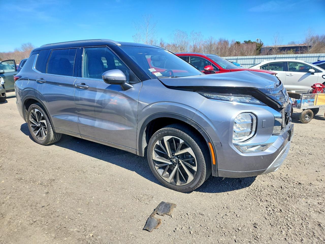 2024 Mitsubishi Outlander Sel - Image 4