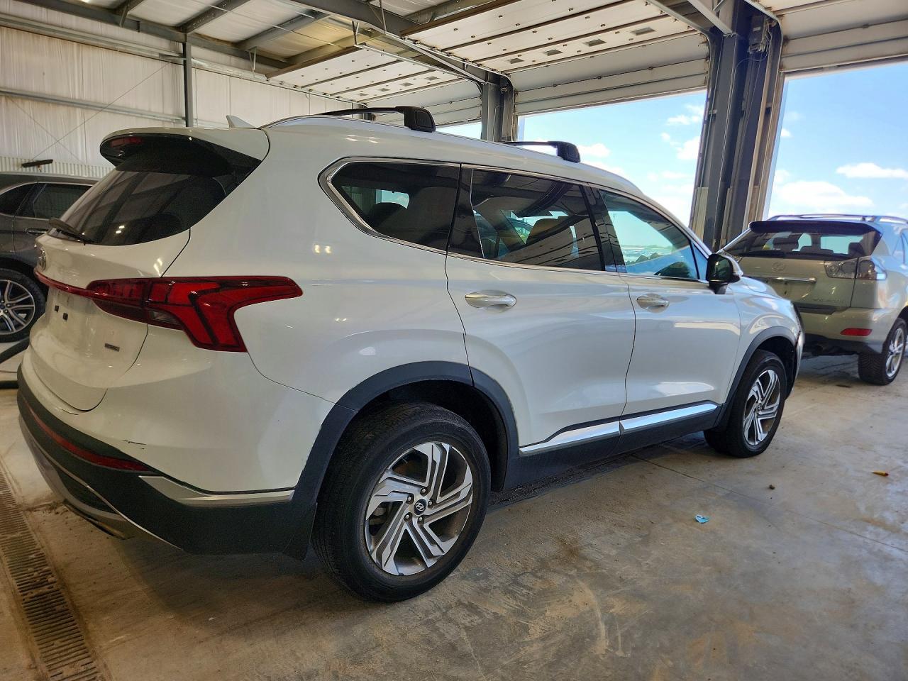 2022 Hyundai Santa Fe Sel - Image 3