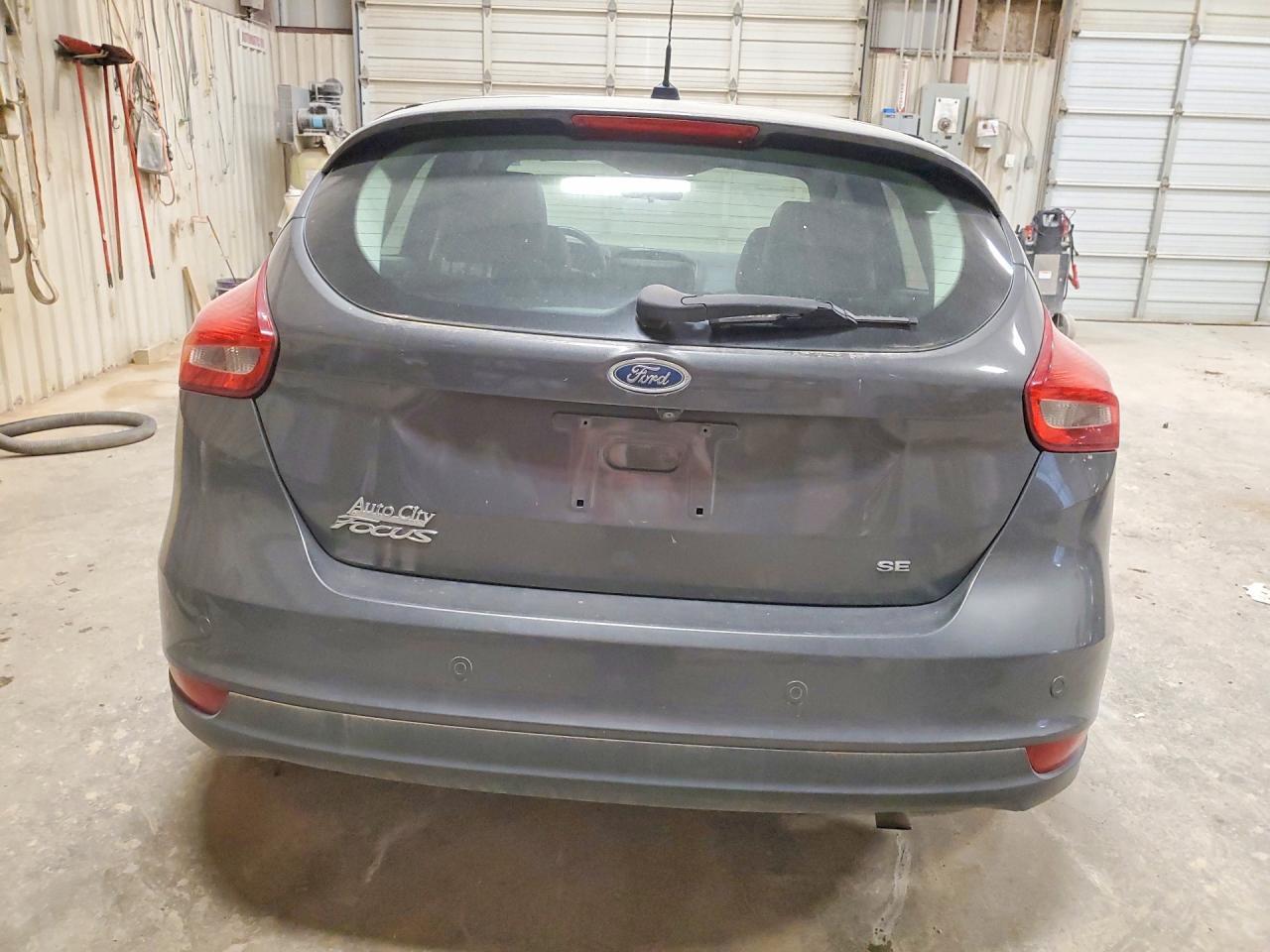 2016 Ford Focus Se - Фото 6