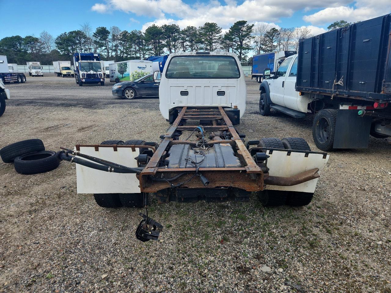 2007 Ford F550 Super Duty Truck Cab And Chassis - Фото 6