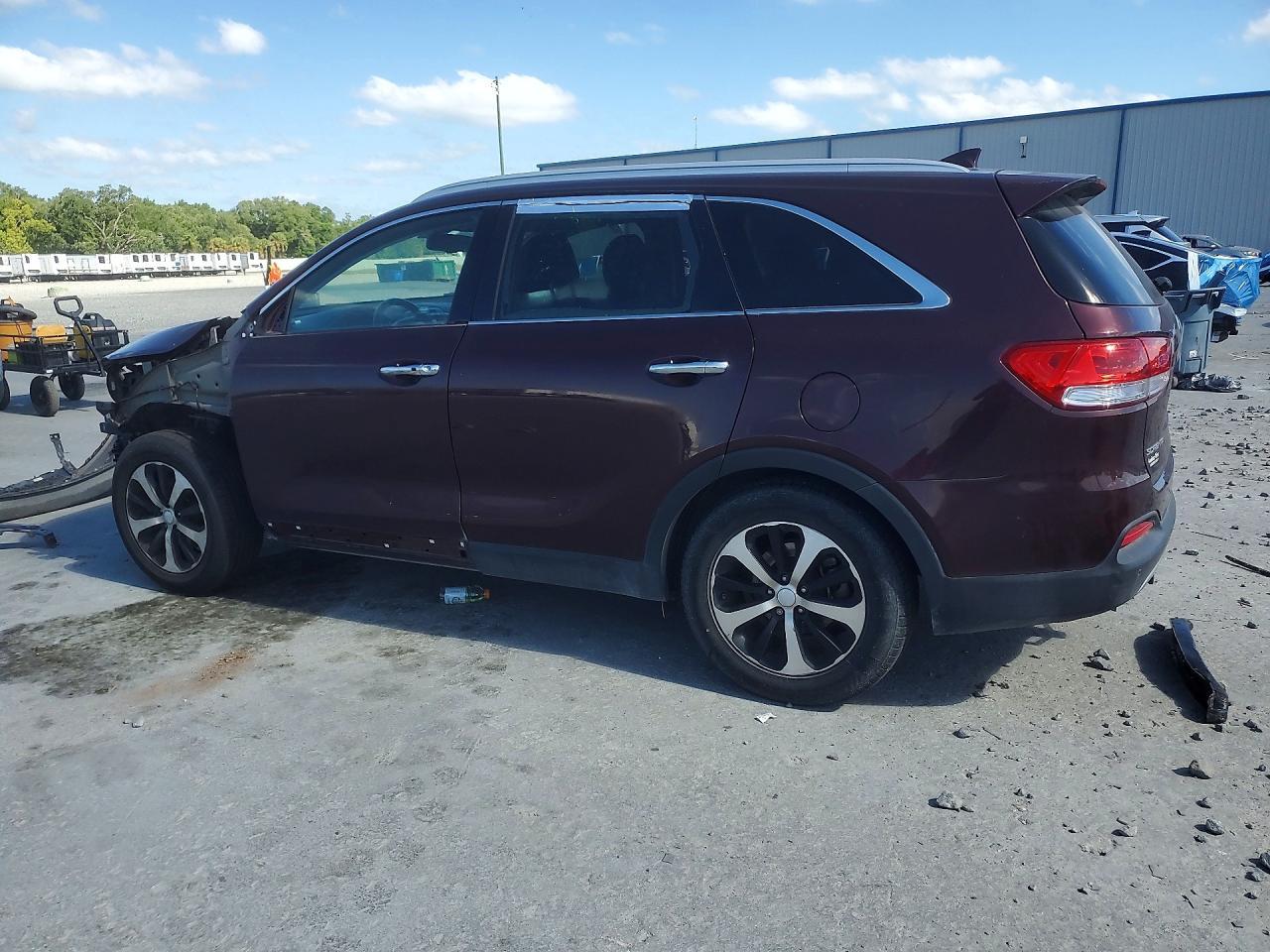 2017 Kia Sorento Ex V6 - Image 2