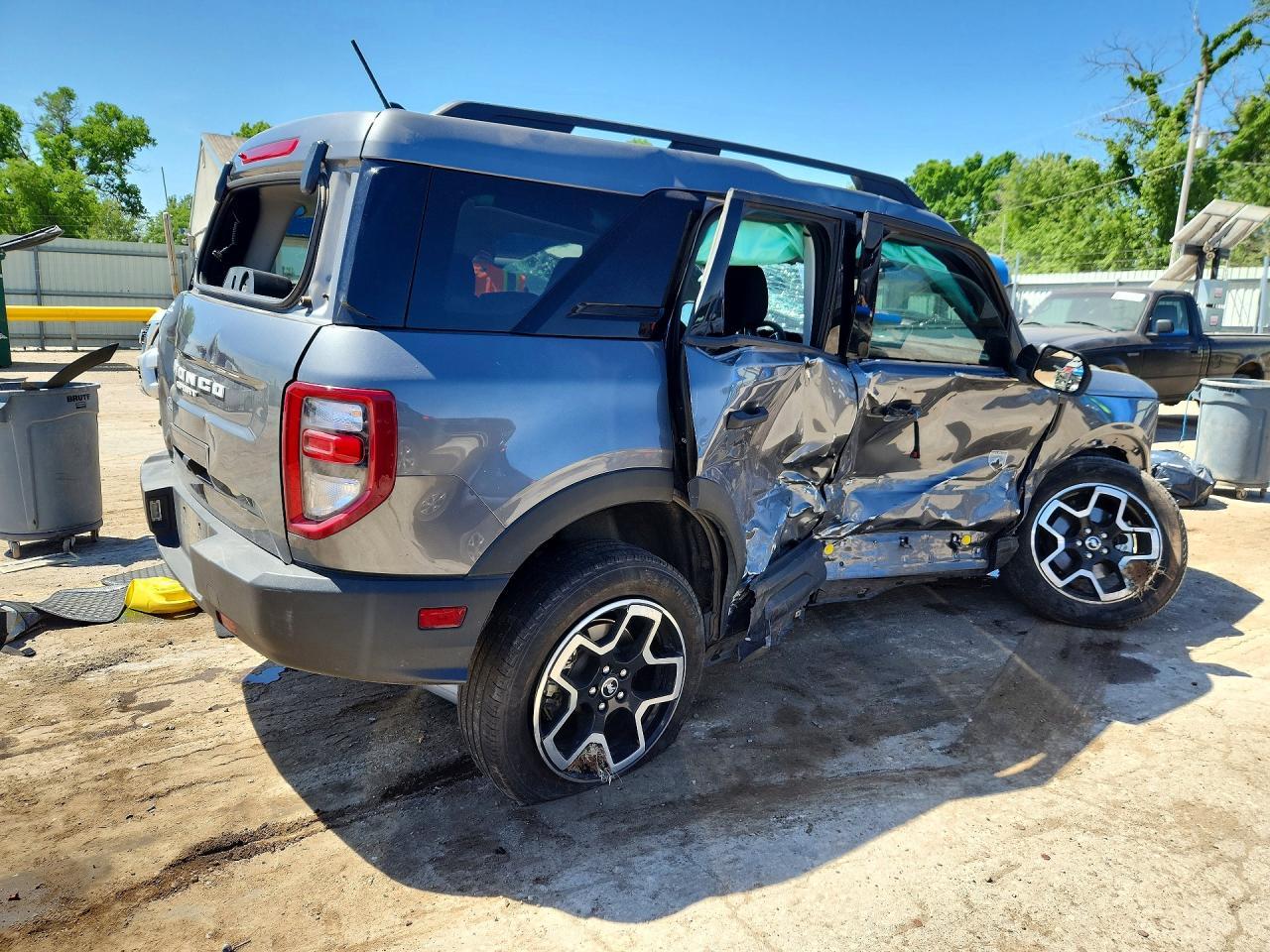 2024 Ford Bronco Sport Big Bend - Image 3